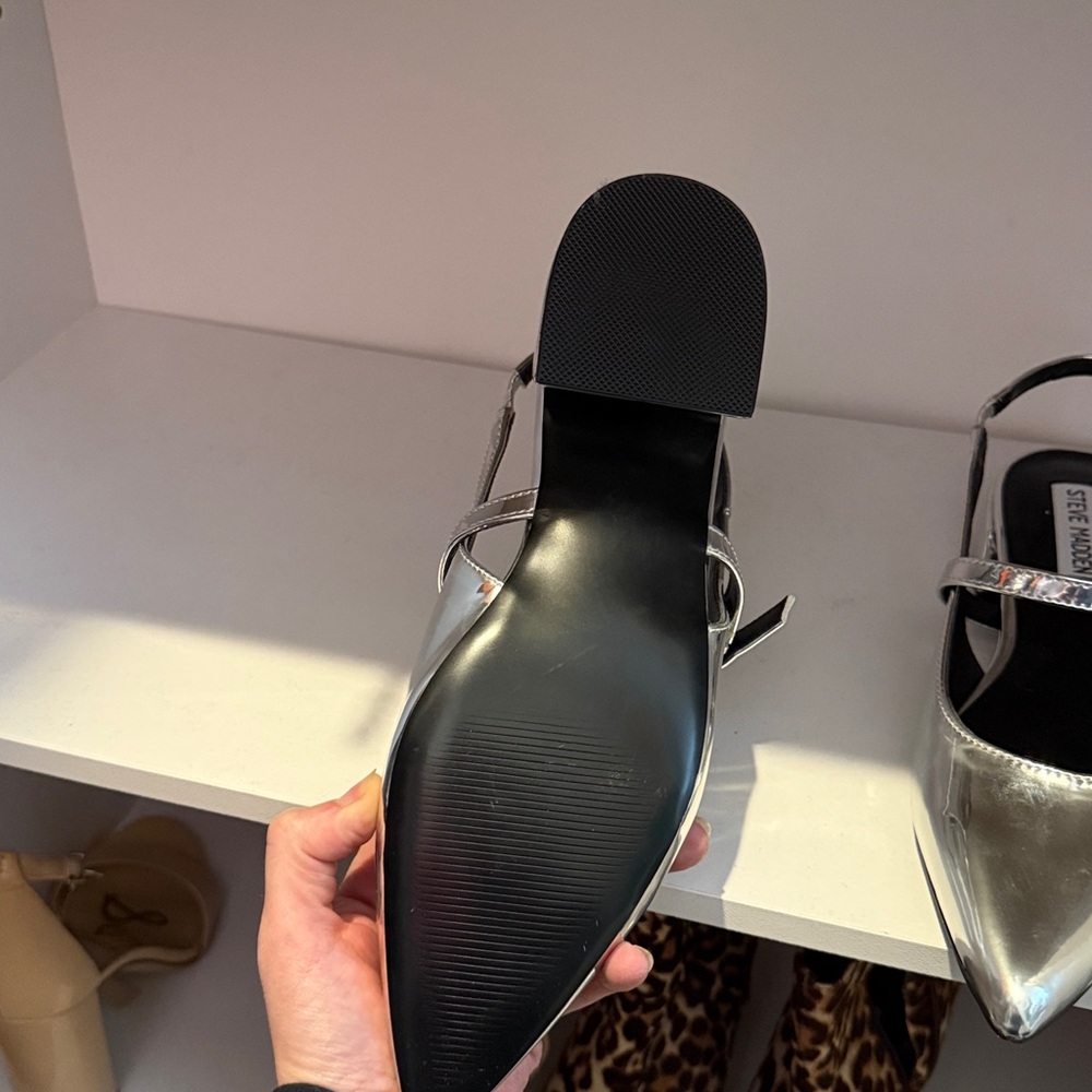 New Steve Madden Anyaa Metallic Silver Mary Jane Flats sling back block heel 7.5 - Picture 4 of 5